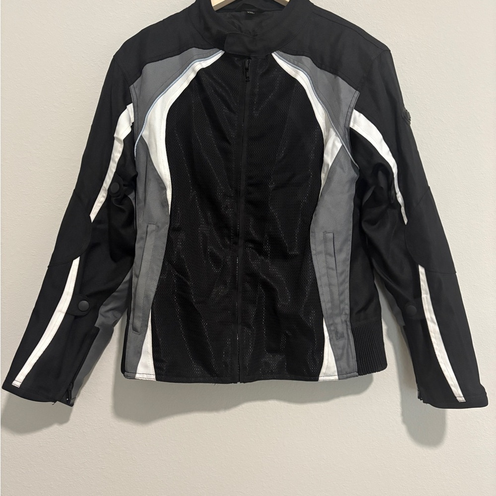 #136 Women's BiLT Motorcycle WXL Jacket Black Grey White “ LESS PADS” BLM2